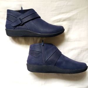 Clarks Cloudsteppers Sillian Rani Blue Ankle Boots 8.5